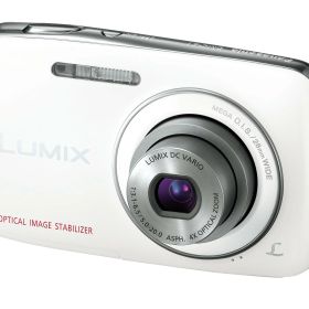 【中古】【非常に良い】パナソニック デジタルカメラ LUMIX S1 ホワイト DMC-S1-W