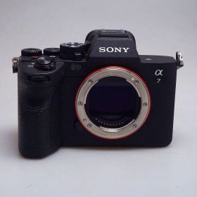 【中古】 (ソニー) SONY ILCE-7M4 α7IV ボデイ【中古カメラ デジタル一眼】 ランク：B