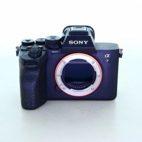 【中古】 (ソニー) SONY α7 IV ボディ [ILCE-7M4]【中古カメラ デジタル一眼】 ランク：AB