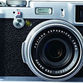 【中古】 FUJIFILM デジタルカメラ X100S F FX-X100S 当店保証30日間 人気 ミラーレス 一眼レフ 交換レンズ カメラ