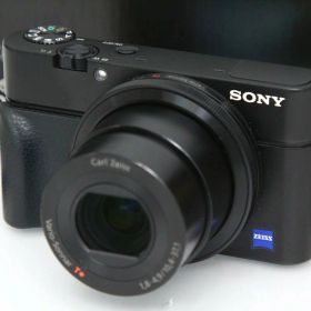 【中古】【並品】ソニー サイバーショット DSC-RX100 CA01-R6131-3Y3 SONY デジカメ コンデジ 光学ズーム 手ブレ補正 中古