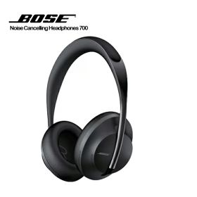 【中古良品】Bose Noise Cancelling Headphones 700 ワイヤレスヘッドホン Bluetooth ノイズキャンセリング Bluetooth 接続 マイク付 最大20時間 再生 タッチ操作 Amazon Alexa搭載 有線対応 トリプルブラック