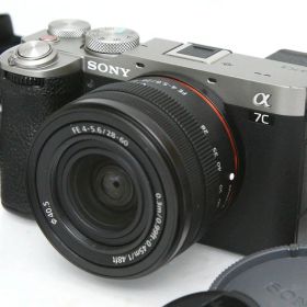 【中古】【お買い得品】ソニー α7C II ILCE-7CM2L ズームレンズキット [シルバー] CA01-R5017-2S1 SONY Eマウント フルサイズ 5軸手ブレ補正 EVF 標準ズーム レンズ付き セット 中古
