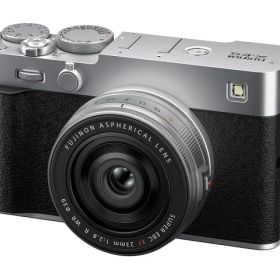 【ポイント10倍】 富士フイルム デジタル一眼カメラ FUJIFILM X-E5 XF23mmレンズキット [シルバー] [タイプ：ミラーレス 画素数：4020万画素(有効画素) 撮像素子：APS-C 23.5mm×15.7mm CMOS5HR 重量：396 g] 【P10倍】