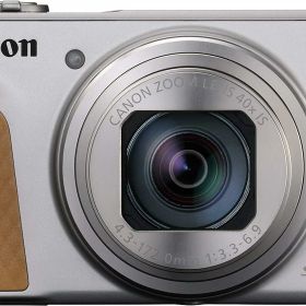 【中古】Canon コンパクトデジタルカメラ PowerShot SX740 シルバー HS シルバー 光学40倍ズーム/4K動画/Wi-Fi対応 PSSX740HSSL カメラ 中古 人気 おすすめ 高画質