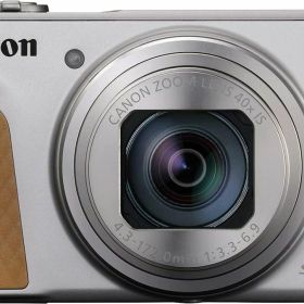 【中古】Canon コンパクトデジタルカメラ PowerShot SX740 HS シルバー 光学40倍ズーム/4K動画/Wi-Fi対応 PSSX740HSSL当店保証30日間 人気モデル 高画質 売れ筋