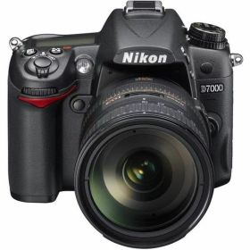 【中古】 ニコン Nikon D7000 18-200VRII キット 当店保証30日間 人気 ミラーレス 一眼レフ 交換レンズ カメラ