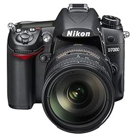 【中古】【39shop】Nikon★デジタル一眼レフカメラ D7000 18-200VRII キット D7000LK18-200（良い）