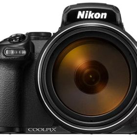 【ポイント10倍】 ニコン デジタルカメラ COOLPIX P1000 [画素数：1679万画素(総画素) 1605万画素(有効画素) 光学ズーム：125 倍 撮影枚数：250 枚] 【P10倍】