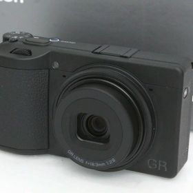【中古】【美品】リコー RICOH GR IV Monochrome CA01-R5334-2K2 リコー RICOH GR APS-C 顔認識 手ブレ補正