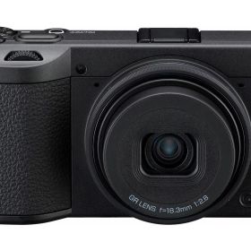 新品 RICOH GR IV Monochrome ハイエンドコンパクトデジタルカメラ リコー