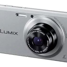 【中古】【39shop】パナソニック★デジタルカメラ ルミックス FH10 光学5倍 シルバー DMC-FH10-S（良い）