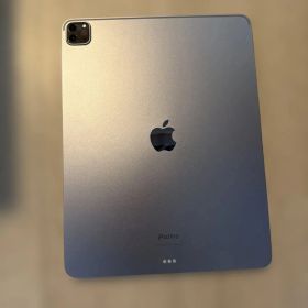 【Keyboard付】 Apple iPad Pro 第6世代12.9inch