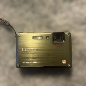 ジャンクPanasonic LUMIX DMC-FT1 デジタルカメラ