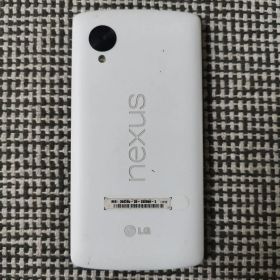 LG Nexus 5 ホワイト スマートフォン本体