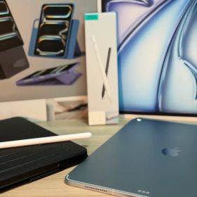 13 インチ iPad Air (M3) Wi-Fi +Cellular