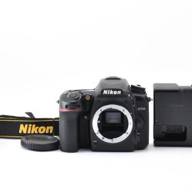■184ショットのほぼ新品■ NIKON ニコン D7500 #D268