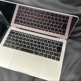 Apple MacBook 2017 pro