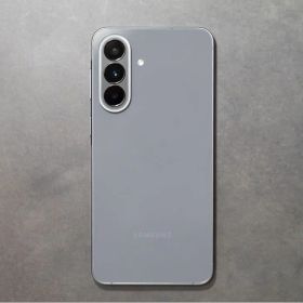Galaxy A57 5G 8GB/128GB SIMフリー オーサムグレー美品