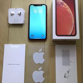 Apple iPhone XR 本体 新品earpods、ステッカー、ピン付