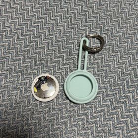 Apple AirTag 本体 キーリング付き