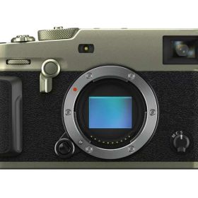 【中古】富士フイルム(FUJIFILM) ミラーレス一眼カメラ X-Pro3 DRシルバー 防塵防滴耐低温 FX-X-PRO3ーDS