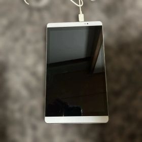 docomo dtab d-02H 本体