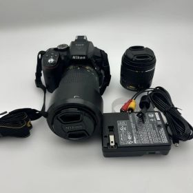Nikon デジタル一眼レフカメラ D5600 ダブルズームキット 動作良好