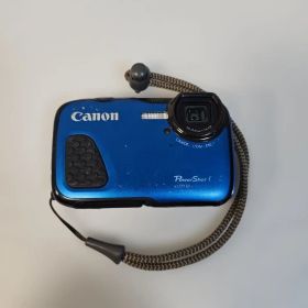 ジャンク Canon PowerShot D30 デジタルカメラ 本体