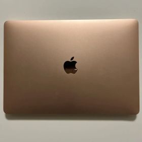 2020年モデルMacBookAir 13インチ ゴールド