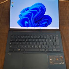 ASUS Zenbook 14 OLED Ultra 7 155H