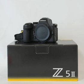 【美品】Nikon Z 5II 本体