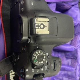 Canon EOS Kiss X8i