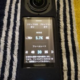 Insta360 X5 本体 片方レンズ傷あり 補修レンズその他付属致します。