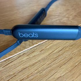 Beats Flex ワイヤレスイヤホン 本体 ブラック