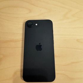 Appleオンラインストア自身購入 iPhone本体16e 美品 SIMフリー