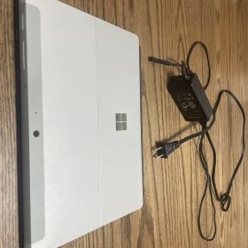 Microsoft Surface Go 3 + 電源