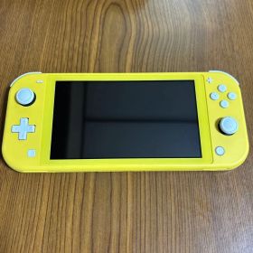 Switchライト 本体 ケース付き イエロー Switch light