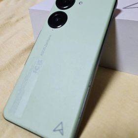 【美品】ASUS Zenfone10 オーロラグリーン 256GB