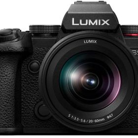 【大幅値下げ中】LUMIX DC-S5M2 + 20-60mm ・保証書付き