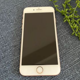 iPhone8 SIMフリー（SIMロック解除済み）