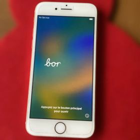 Apple iPhone 8 Gold 本体