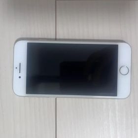 あ*様 Apple iPhone 8 シルバー 64GB バッテリー77% SI