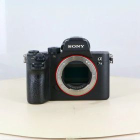 【中古】 (ソニー) SONY α7III (ILCE-7M3) ボデイ【中古カメラ デジタル一眼】 ランク：B