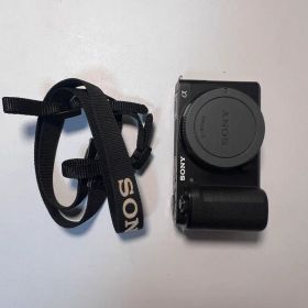 SONY ZV-E10 初代 ボディーと 若干附属品