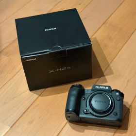 FUJLFILM X-H2S 中古美品 ボディ