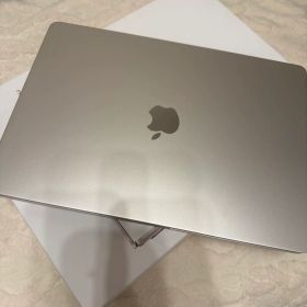 美品 MacBook Air 15インチ M3 2024 16GB/512GB