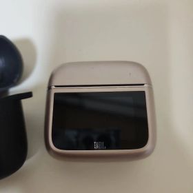 JBL tour pro 3 ラテ