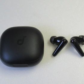 【中古品】ANKER Soundcore Liberty 4 Pro A3954 アンカー ワイヤレスイヤホン ブラック 送料無料！