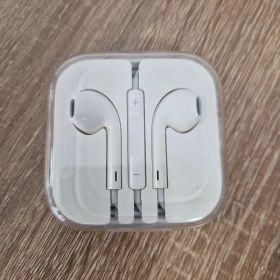 Apple 純正品 EarPods 3.5mmプラグ 有線イヤホン